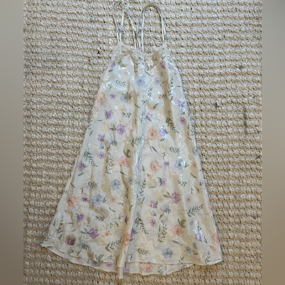 Intimo Amore 100% polyester night gown